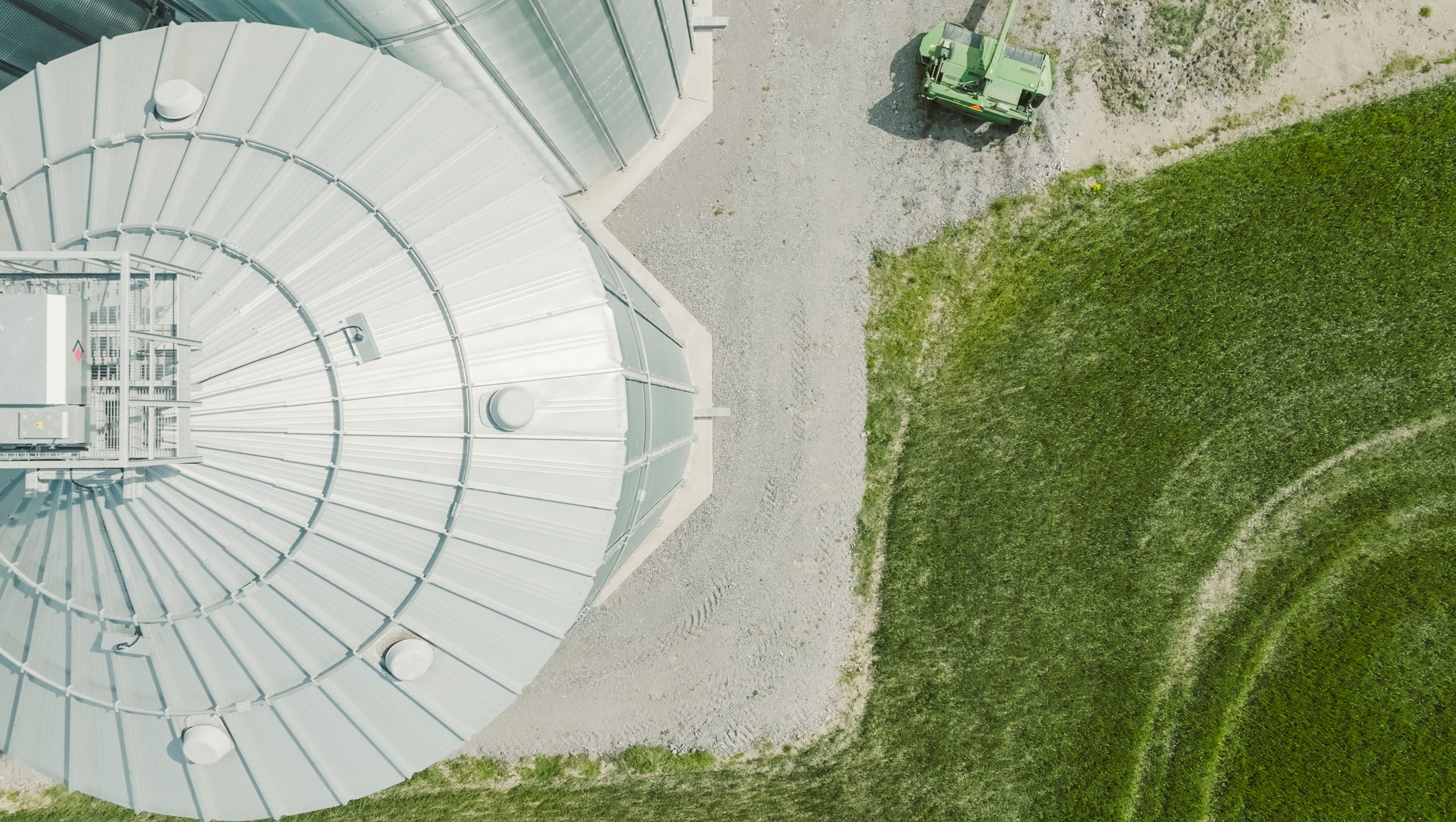 5656395fb60bf36561f3874204920ea2f310e2dd